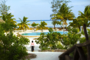  Ujamaa Beach Resort  Makunduchi